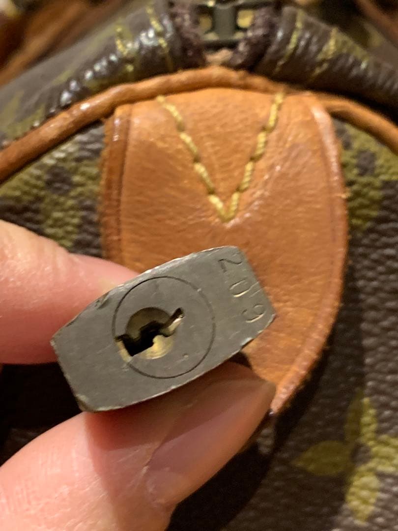【美品】Louis Vuitton モノグラム スピーディ30 ハンドバッグ