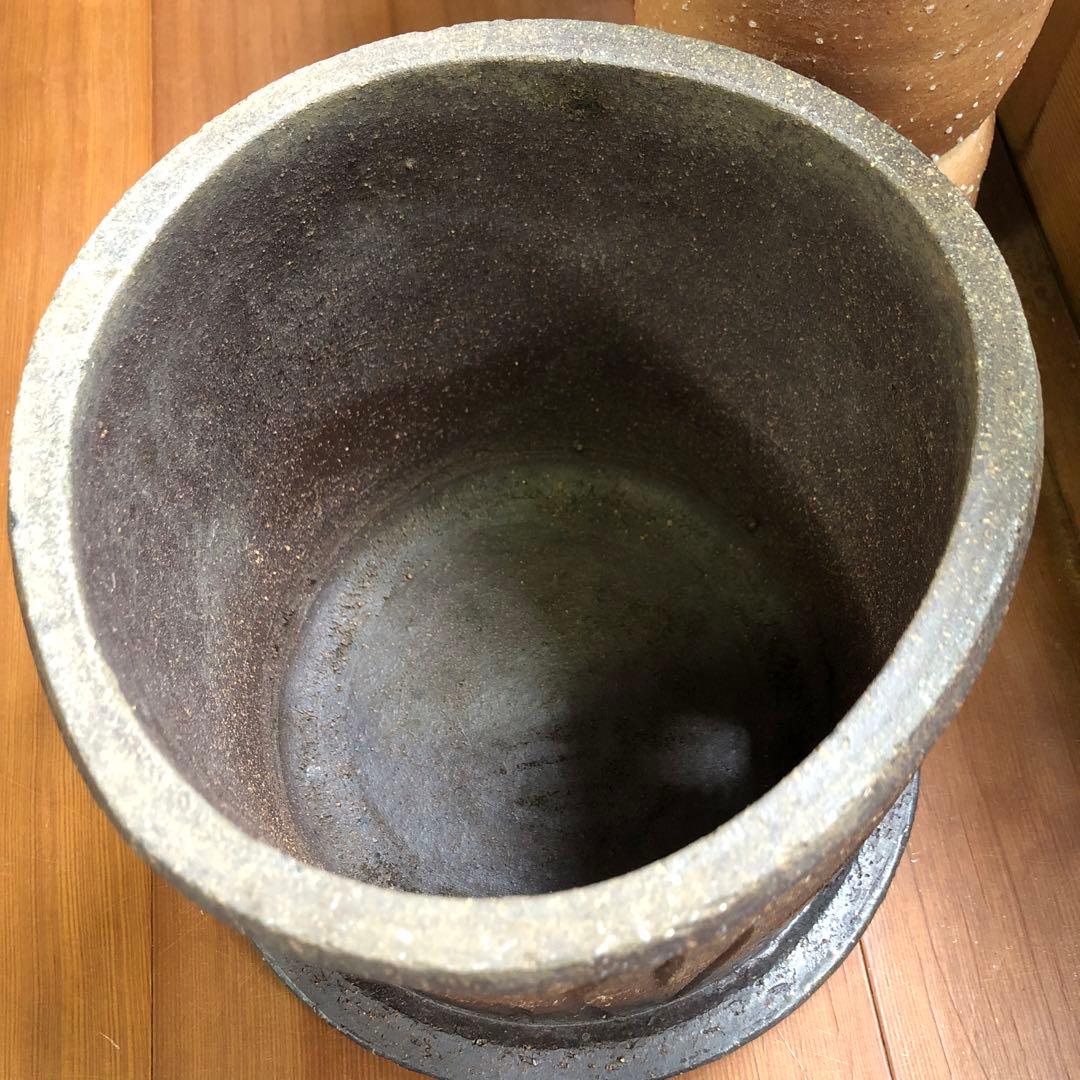 土地の風合いと紫茶色のグラデーション 花台 テラスチェア テーブル 日本伝統工芸