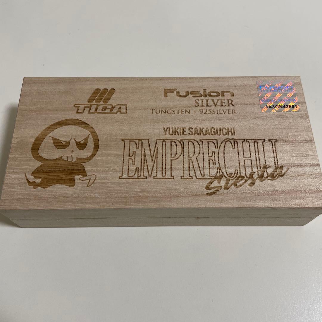 【けー】【限定】ダーツ　坂口優希恵モデル　エンプレチュ　シエスタ