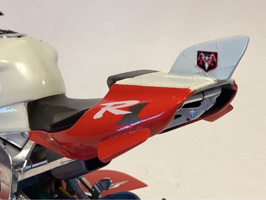 タミヤ1/12YZF-R1 30MS 仮面ライダーサイクロン