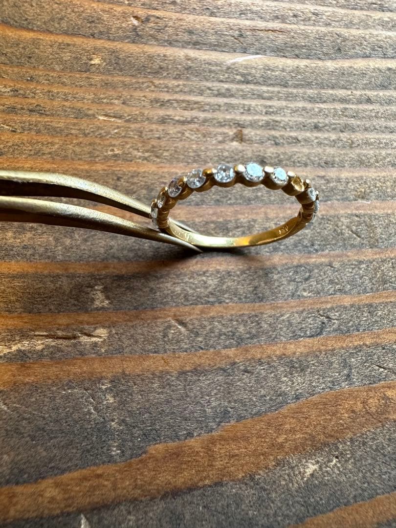 【18金+ダイヤモンド】ピンキーリング ダイヤの12粒のうち１つ欠損