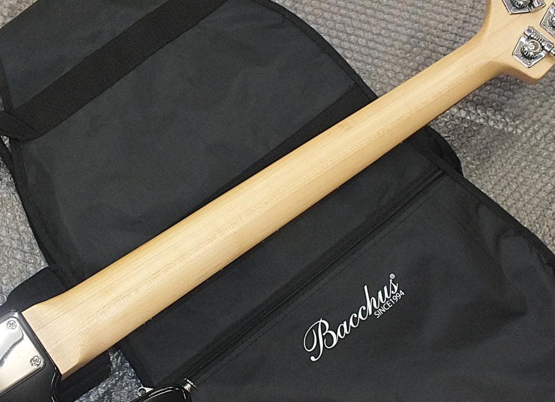 Bacchus・バッカス・WJB5-630・5弦ベース・アクティブ