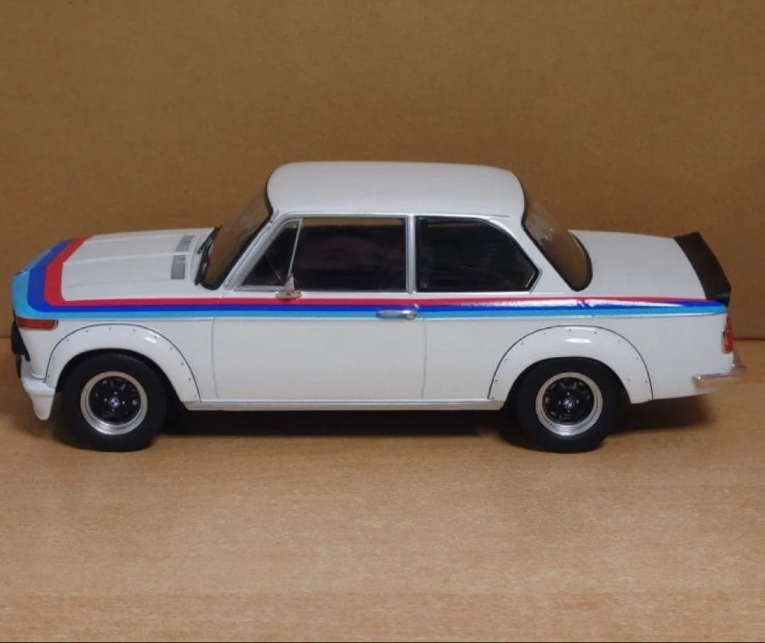 BMW 2002 Turbo 1:18 スケールモデルカー