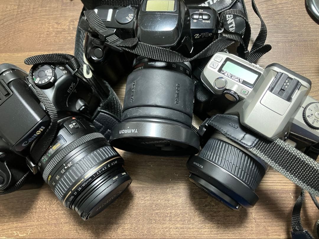 フィルムカメラ一眼レフジャンクおまけ付き