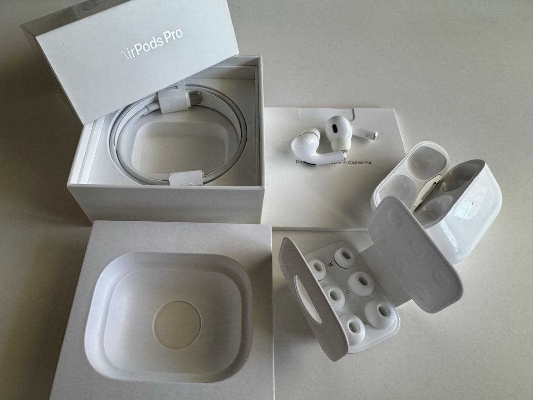 イヤホン airpods pro 2 lightning