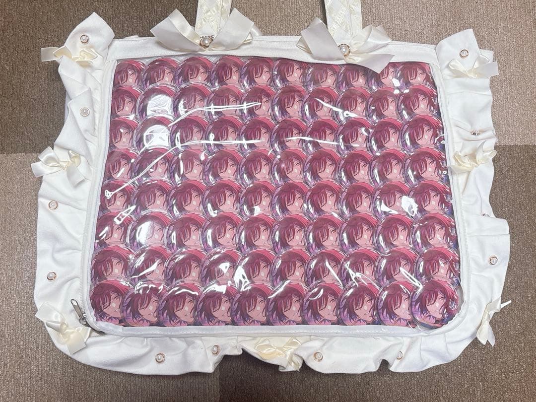 逆先夏目　缶バッジ　オルタード