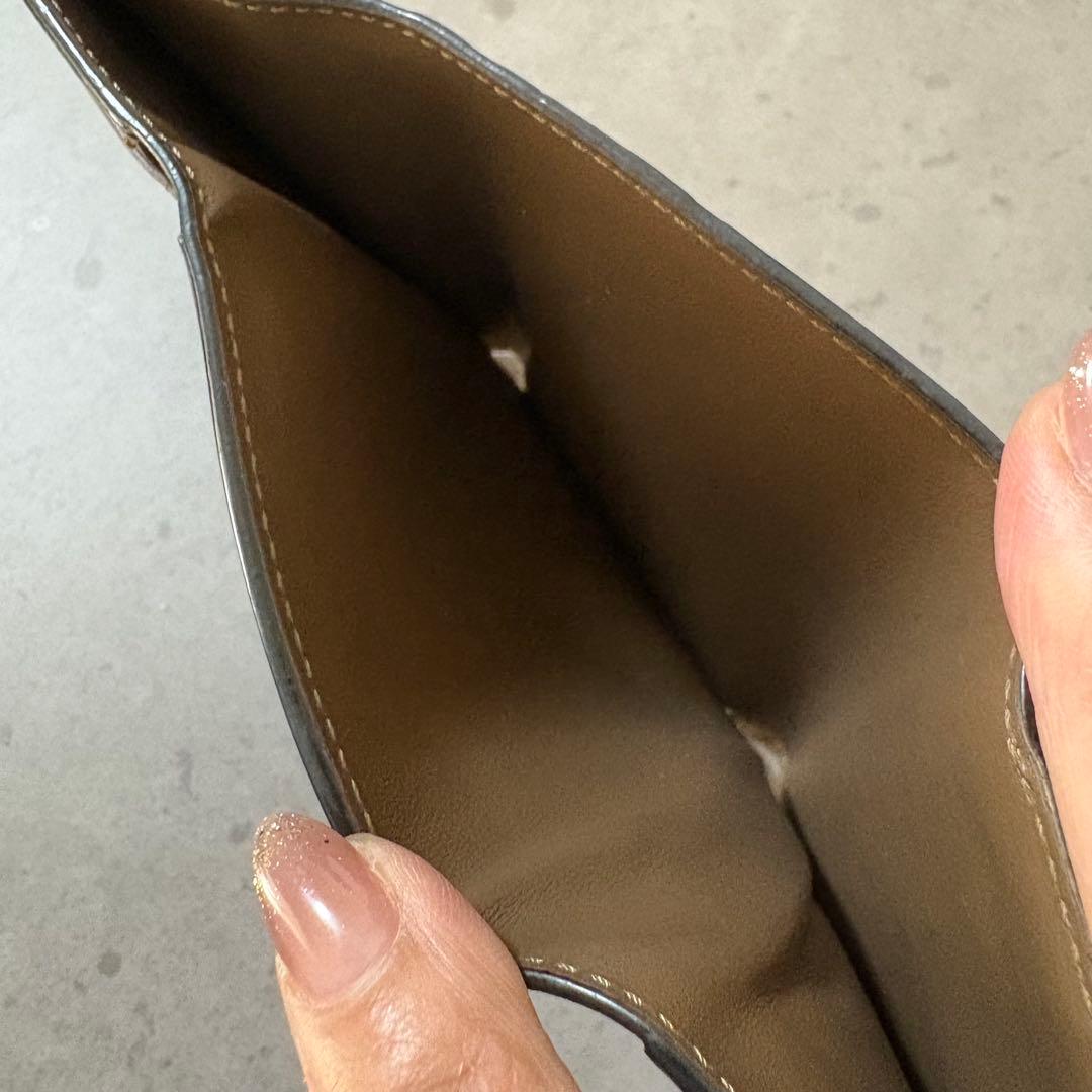 FENDI 三つ折り 財布 FF ダイヤモンド ズッカ