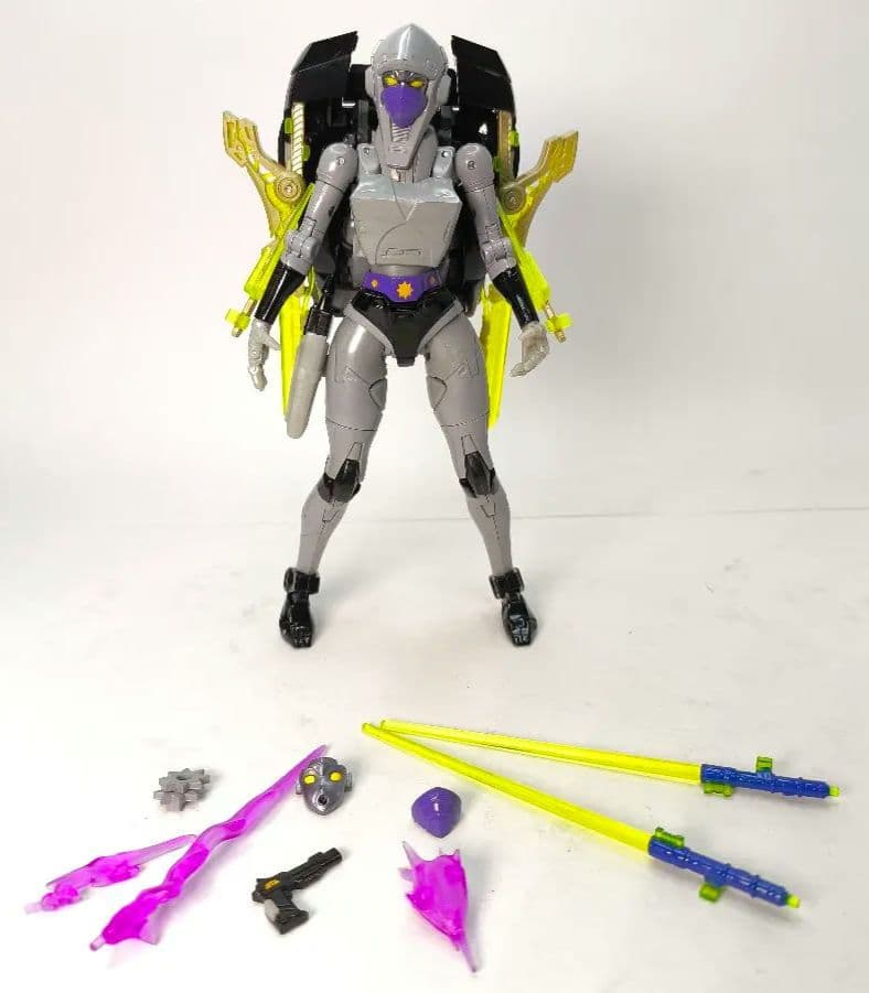 トランスフォーマー　マスターピース　MP-55 ナイトバードシャドウ