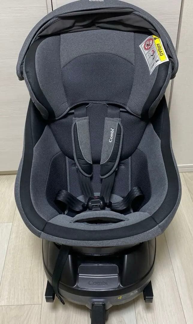 美品　コンビクルムーヴ ISOFIX JJ-650 新生児〜4歳頃