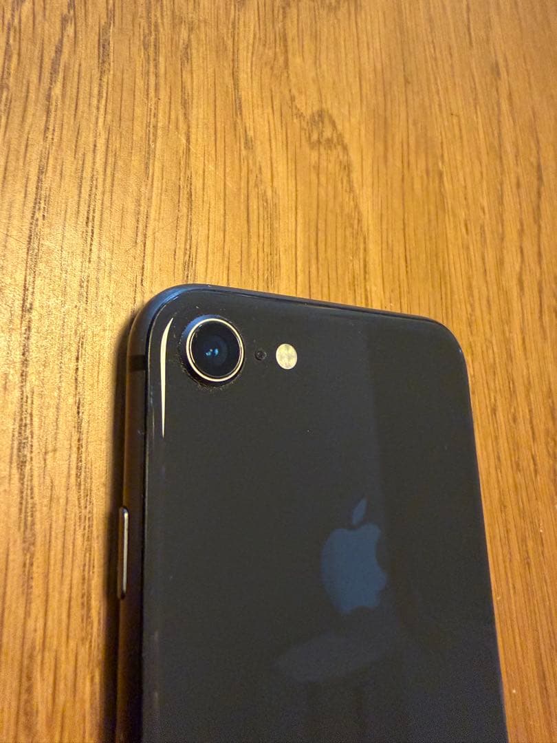 Apple iPhone 8 スペースグレー 64gb