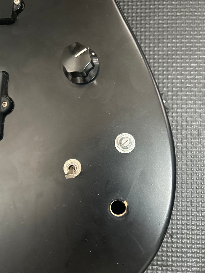 ベースボディ FenderエアロダインPU＋NBハムバッカー ジャンク品