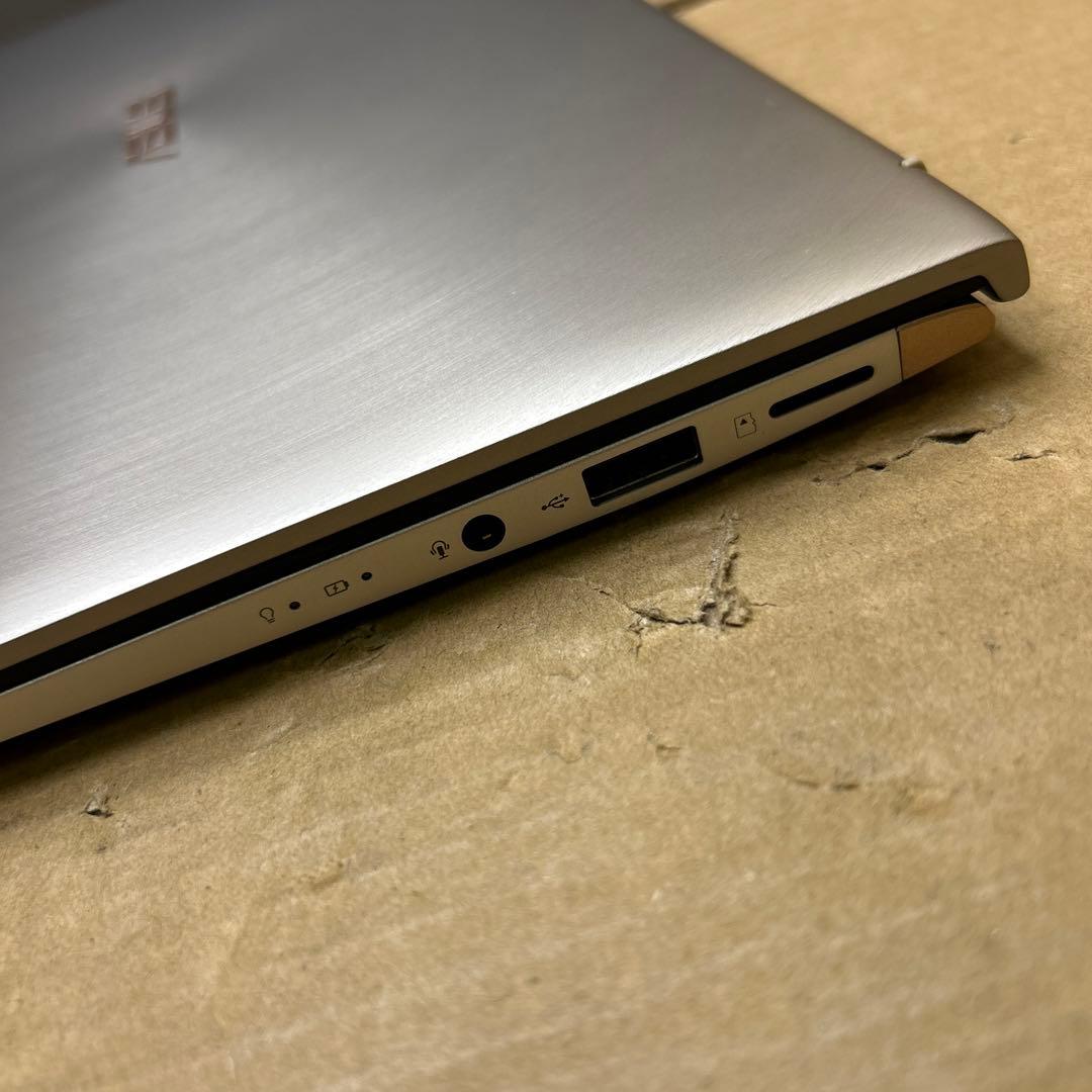 UX333F ZenBook 256G シルバー