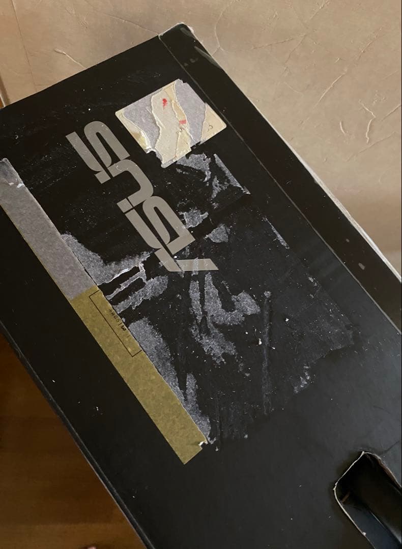 ASUS TUF Gaming VG27AQ 27インチWQHD（外箱損傷あり）