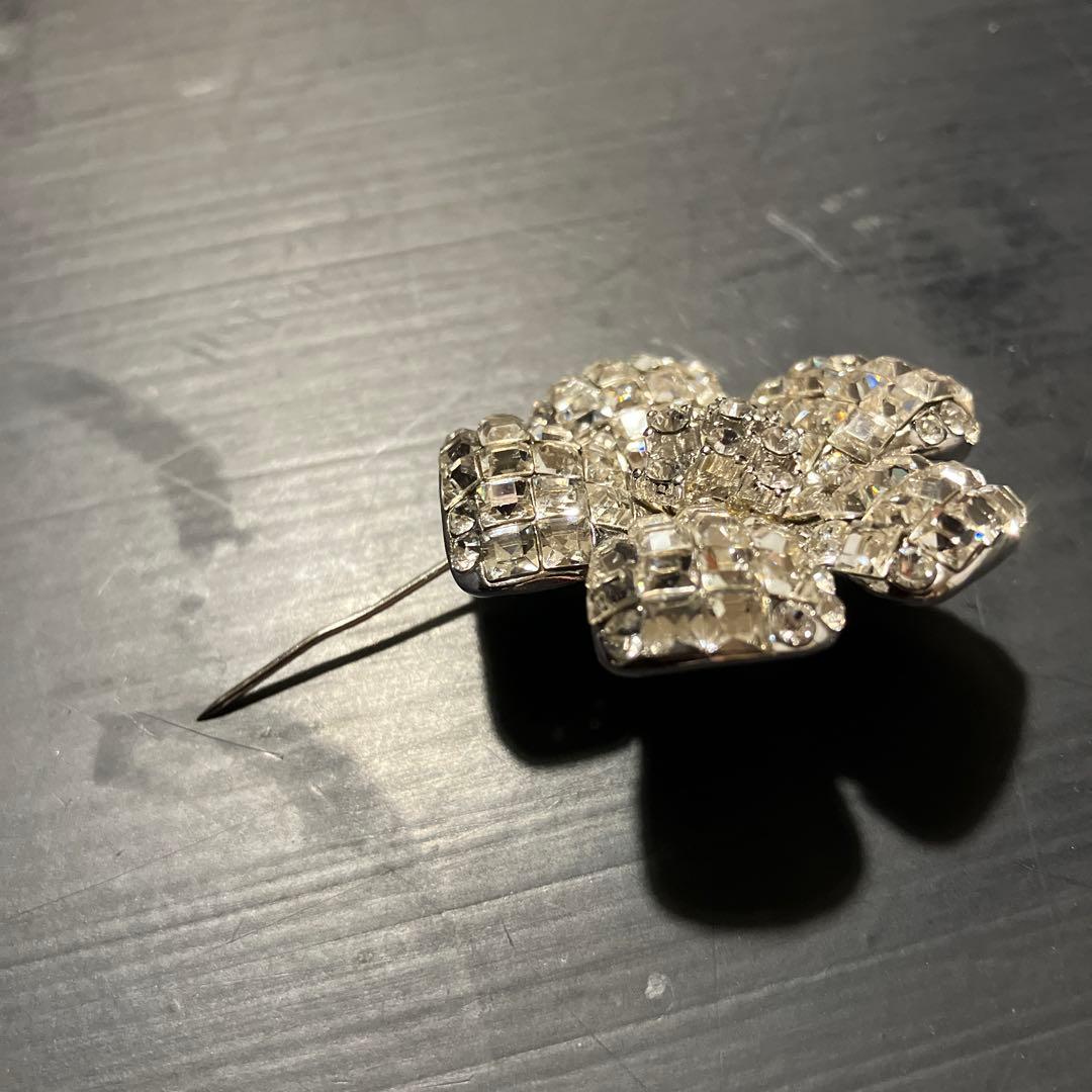 フォクシー　ブローチ