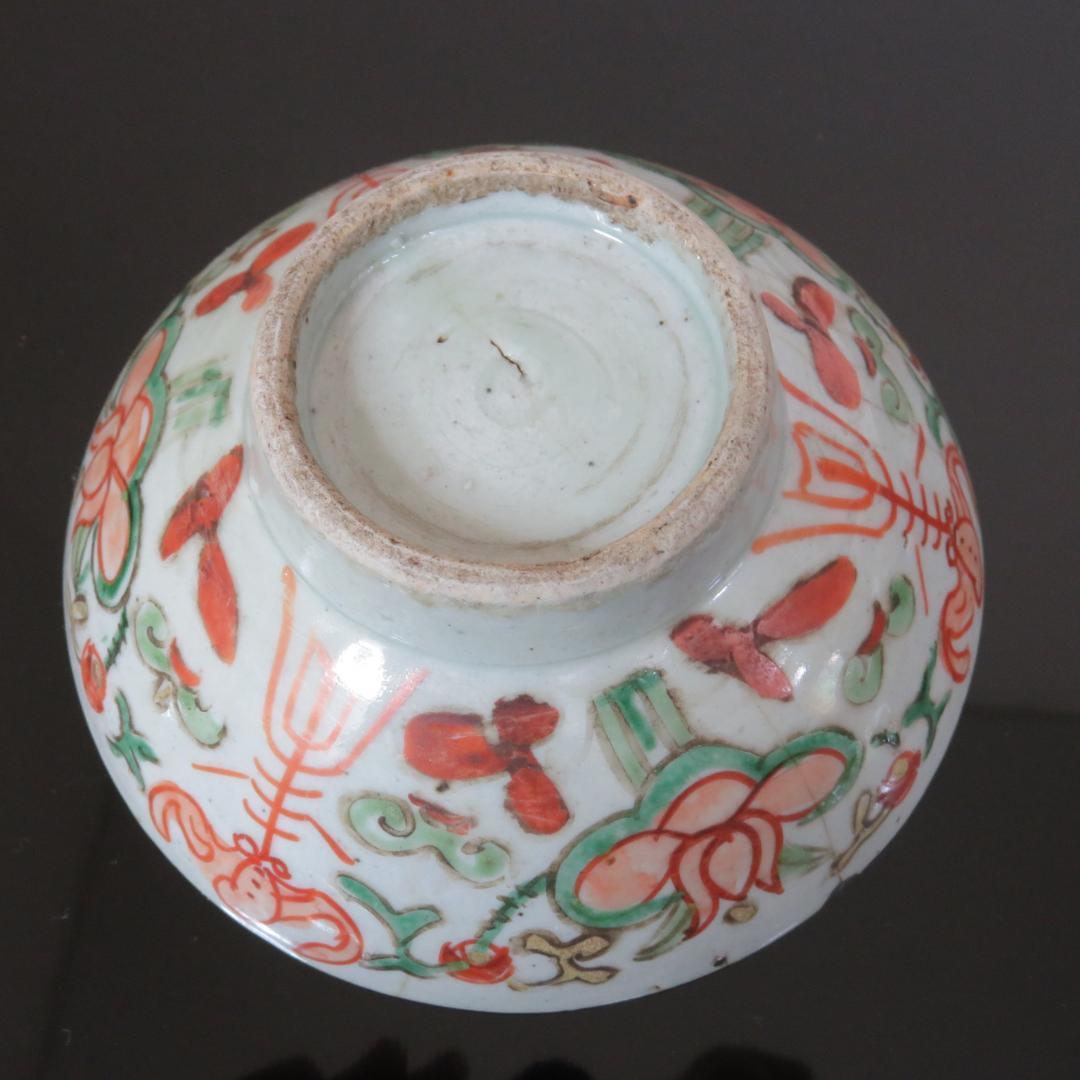 中鉢 花文様 色絵付け ニュウ 窯傷 丼 直し 中国骨董 椀