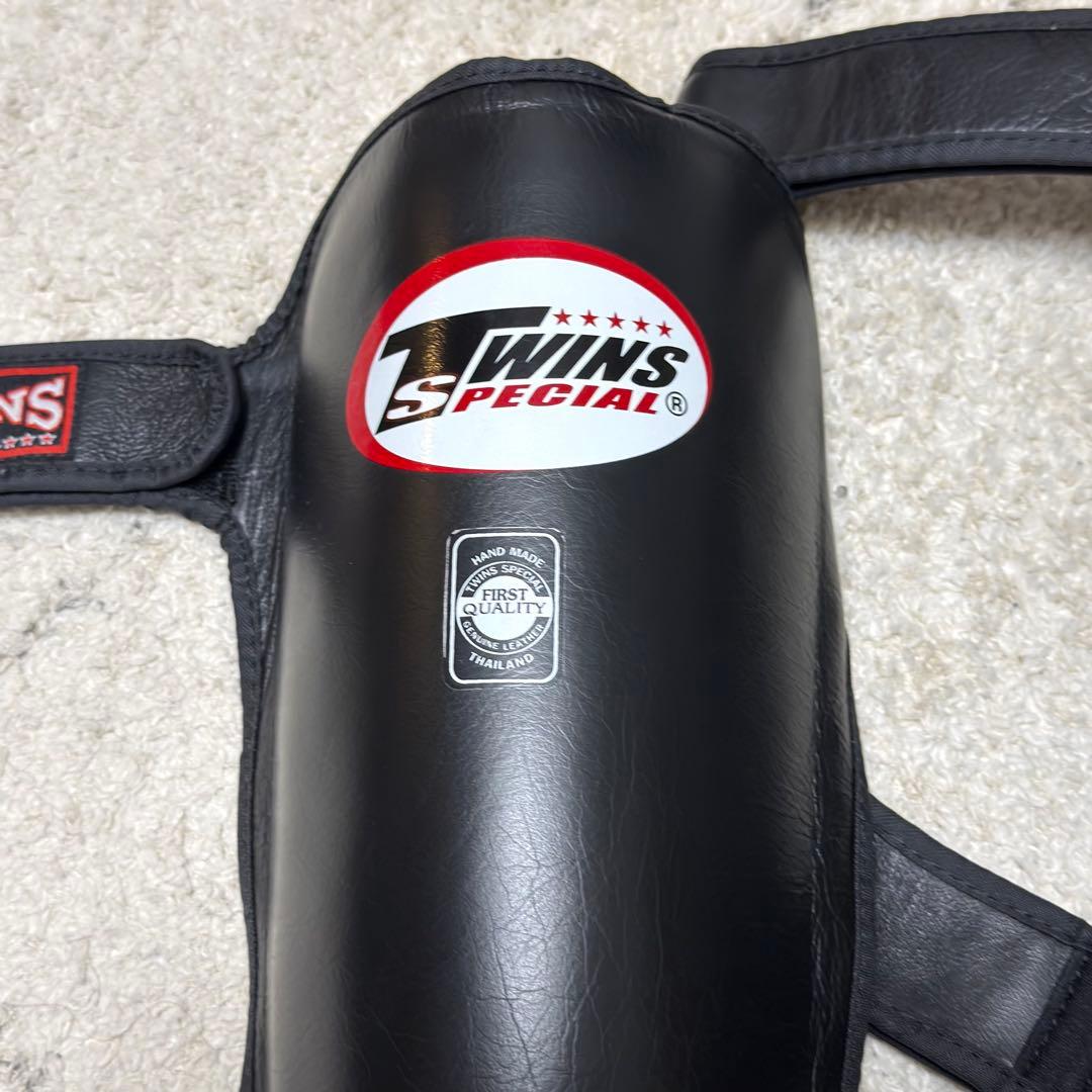 TWINS SPECIAL 本革製レガースMサイズ ブラック