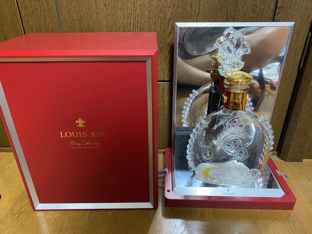 【空き瓶】ルイ13世 美品　ブランデー バカラクリスタルボトル