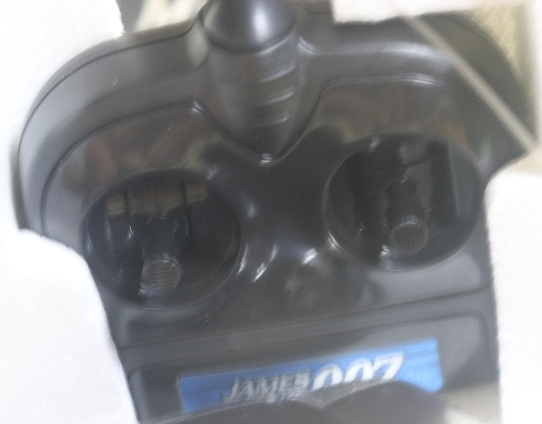 貴重ニッコー製００７／ダイ・アナザー・デー　アストンマーチンｖ１２バァンキッシュ