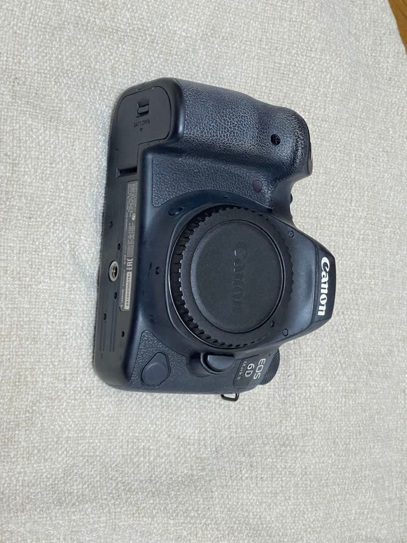 《訳あり・返品不可》Canon EOS 6D Mark IIボディ キャノン