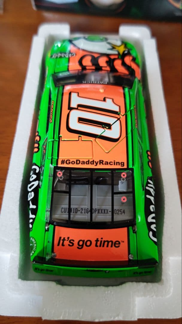 ダニカ・パトリック #10 GoDaddy ミニカー