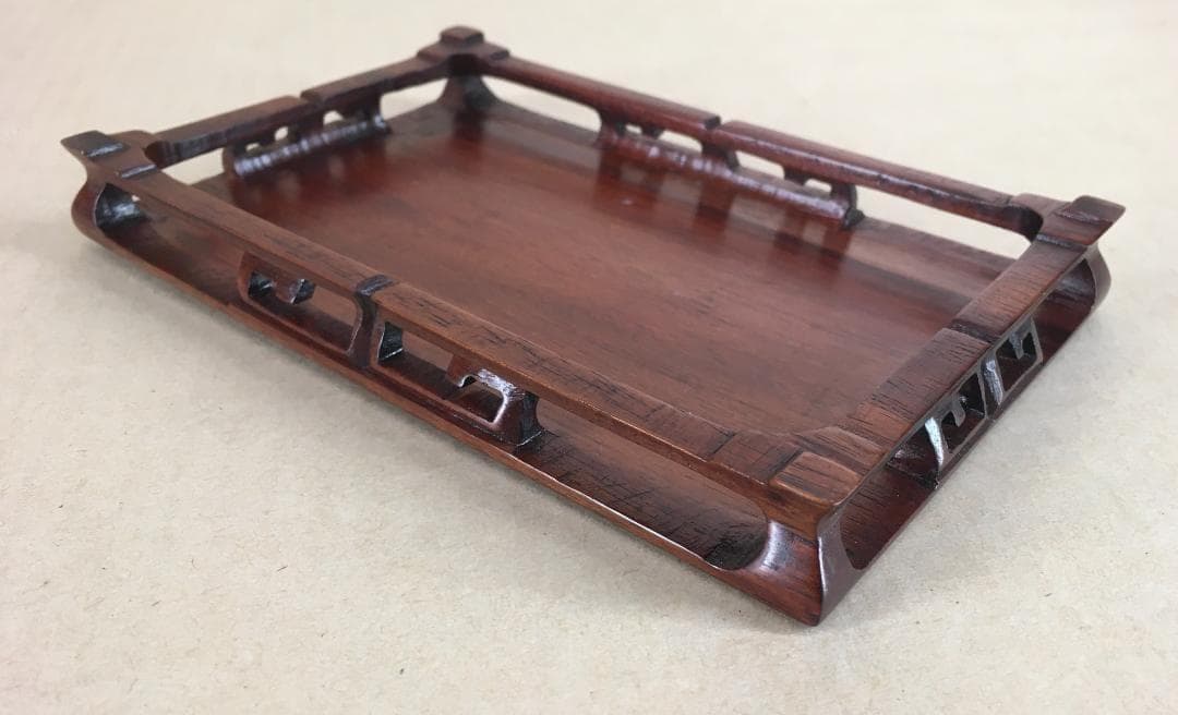 [無垢材]：[平卓・唐木一木彫・紫檀・孔雀杢]／刳り抜き／ズッシリ重い