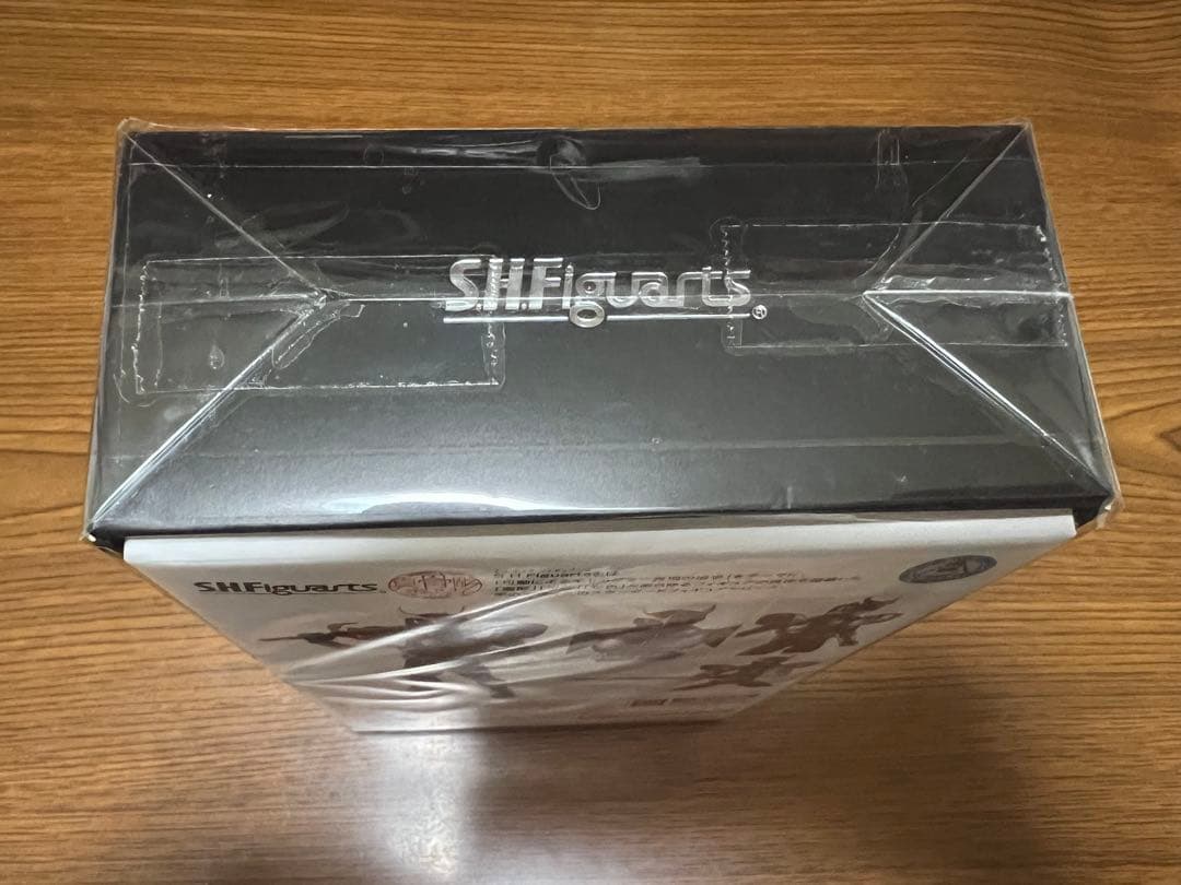 S.H.Figuarts 真骨彫　仮面ライダークウガ タイタンフォーム