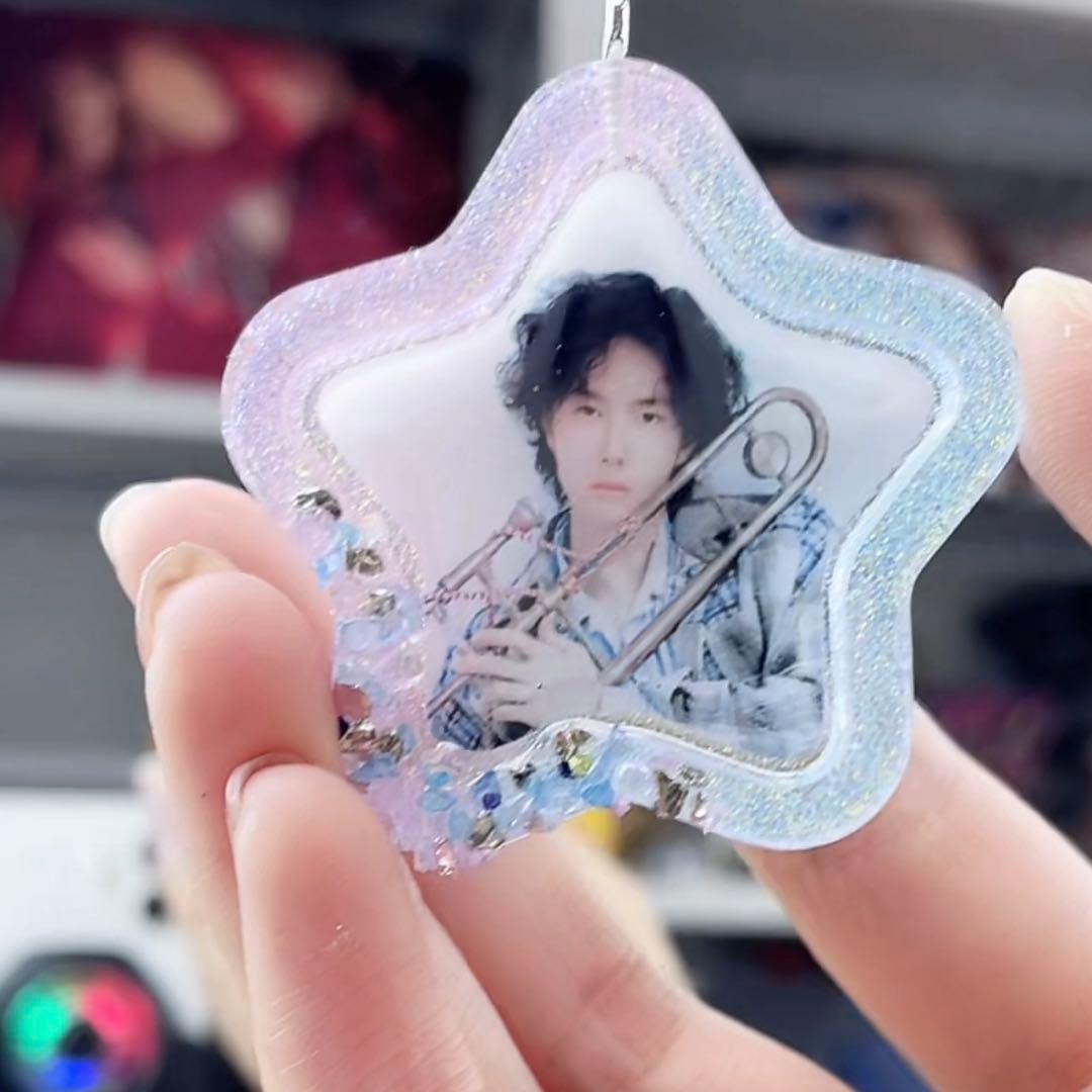 王一博 ゴージャスなキラキラ 星&ハート　レジンキーホルダー14点セット❣️確認用