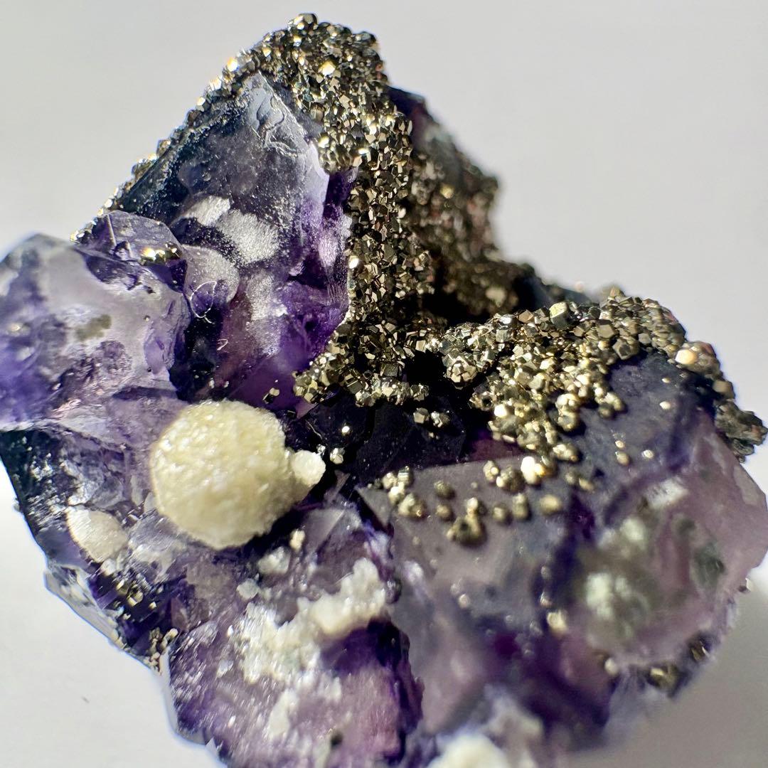 522 中国 内モンゴル産 レアタイプ フローライト&パイライト