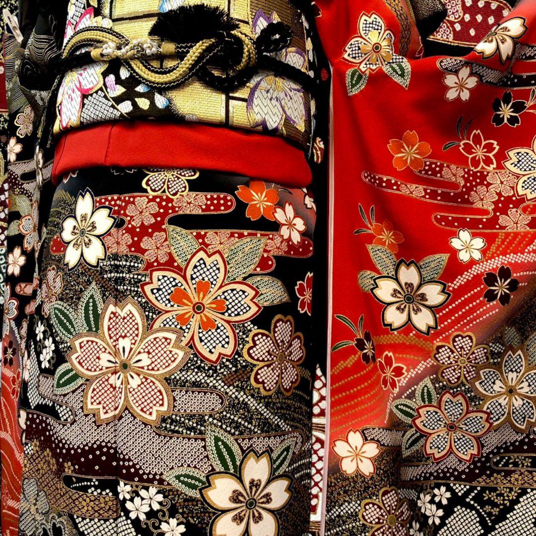 振袖フルセット(7点)・作家物・落款入り・桜尽くし・金彩加工・鹿の子柄