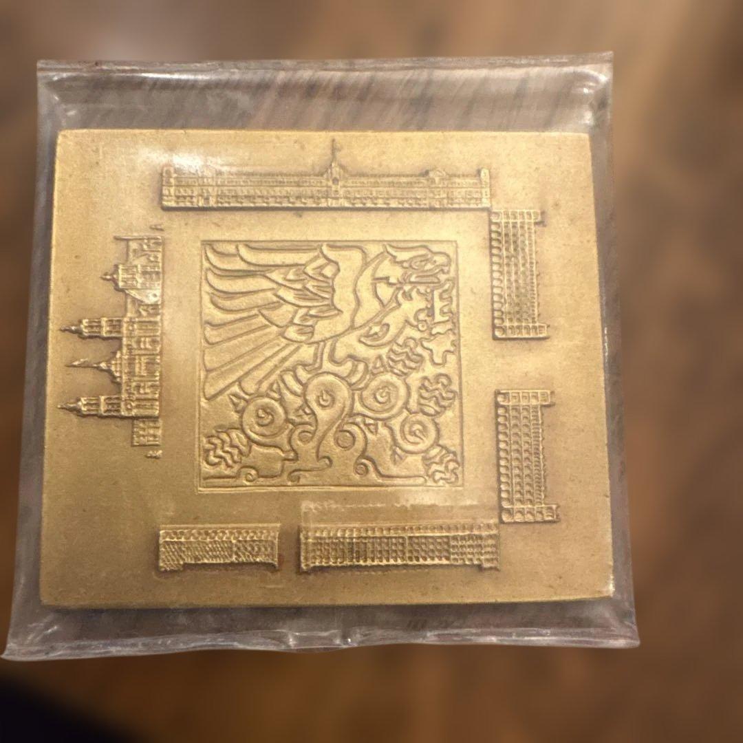 メキシコオリンピック　銀と銅の記念メダルセット