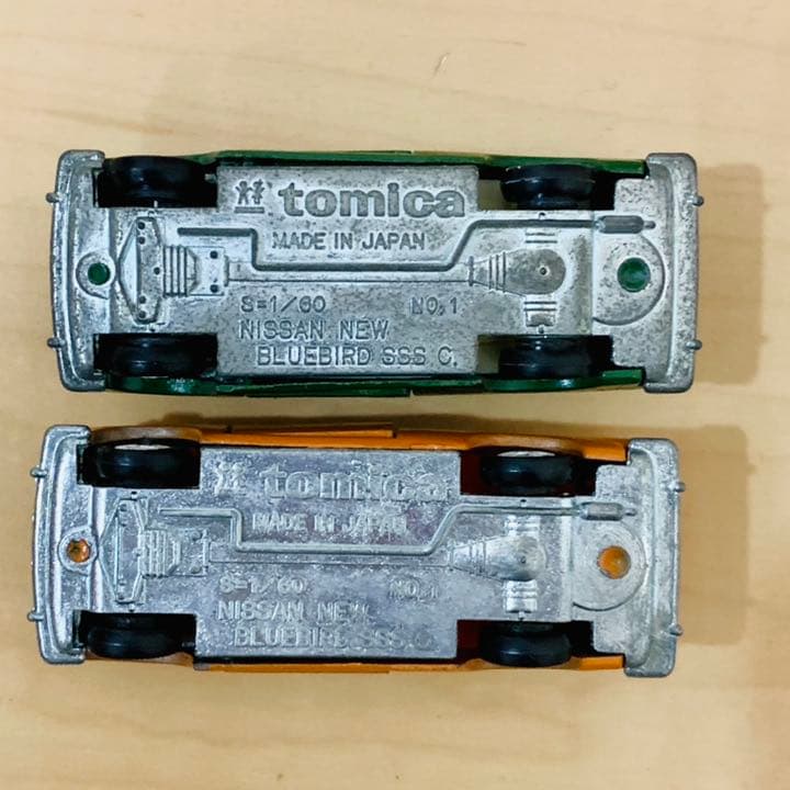 最初期　日本製 トミカ 1A ブルーバードSSSグリーン サファリブラウン 黒箱