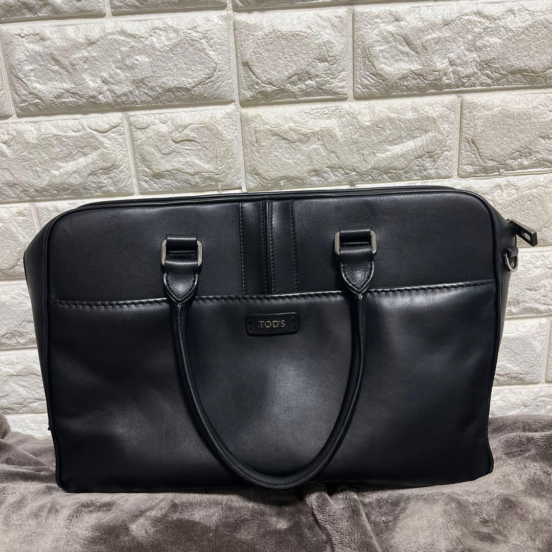 TOD'S トッズ レザービジネスバッグ ハンドバッグ 本革 2WAY 黒色