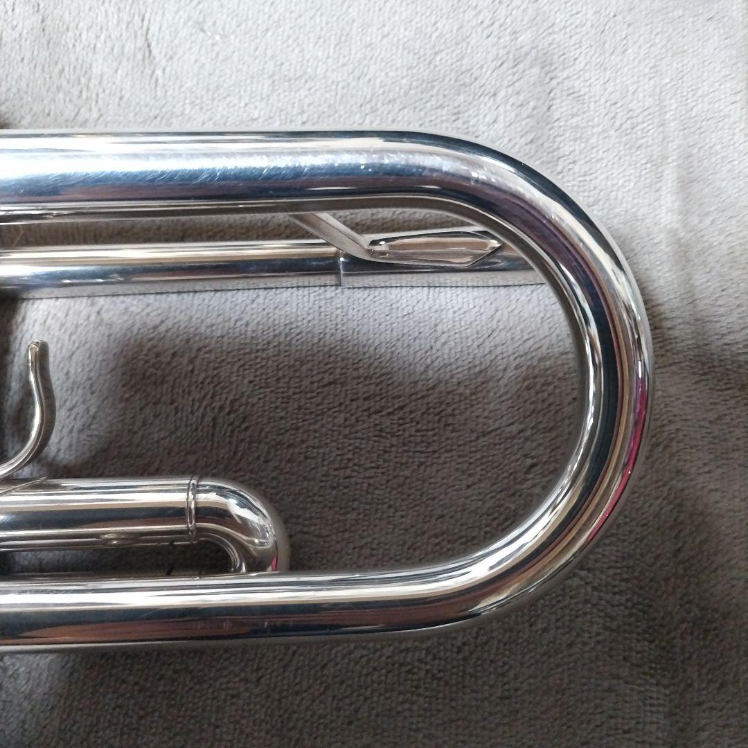 YAMAHA　トランペット　YTR-8335S Custom