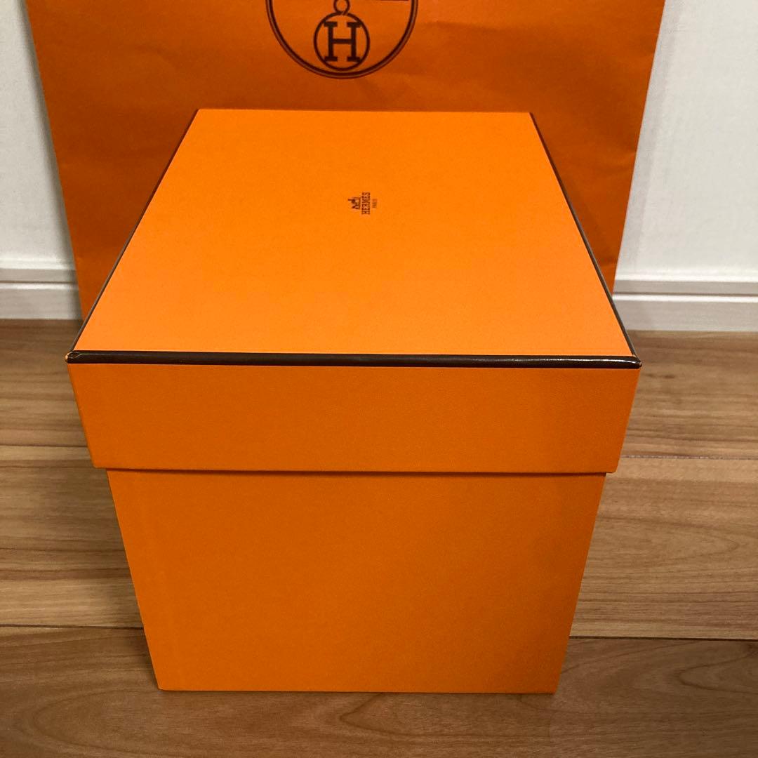 美品！エルメス　ピコタンPM オレンジボックス　空箱　薄紙・リボン・ショッパー付