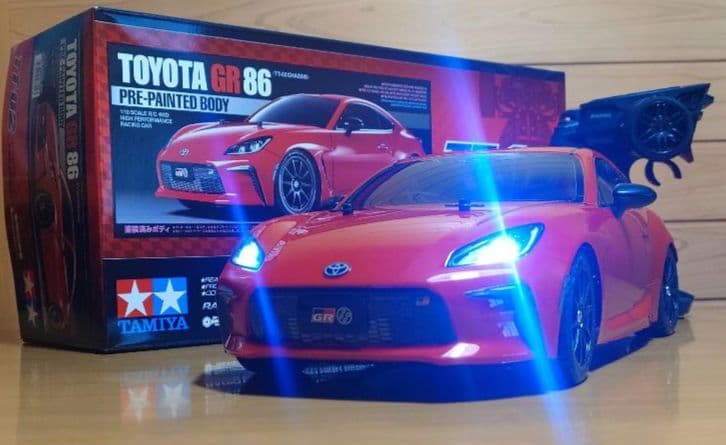 田宮模型 GR86(LEDライト付)＆プロポ＆バッテリー充電器セット　未走行品