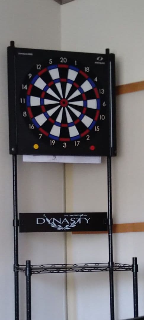 DARTSLIVE200S　ダーツライブ 200S　スタンド付き