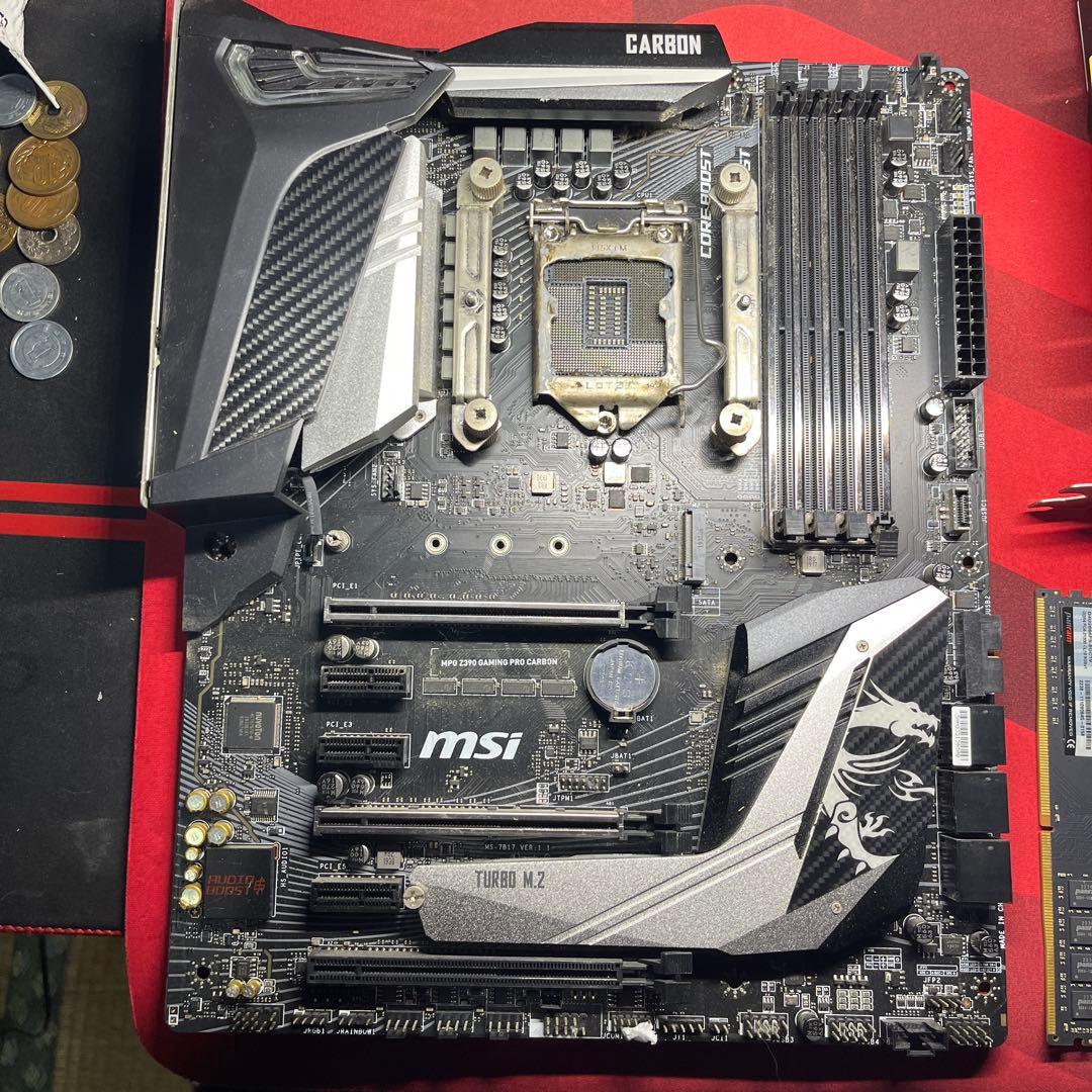・MSI Z390 CARBON マザーボード