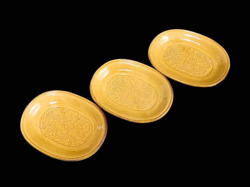 珉平焼　淡路焼　小判形　龍紋の図 陰刻　手塩皿　３枚　D022AS-fbtj