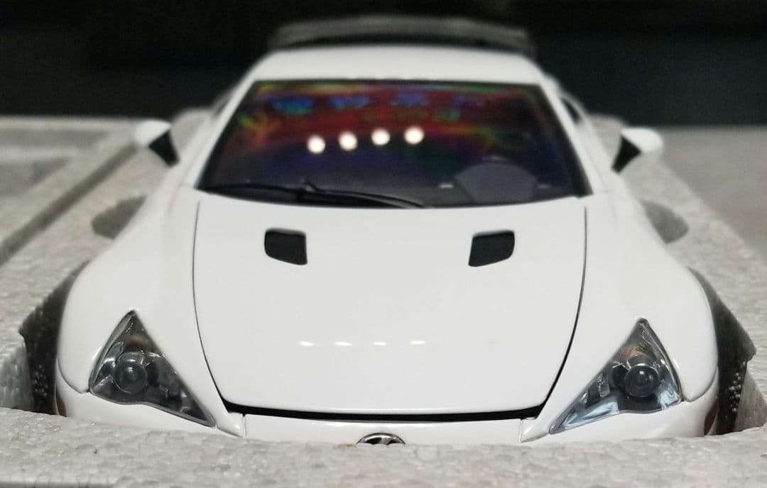 【新品未使用】1/18 オートアート レクサス LFA ニュルブルクリンクP