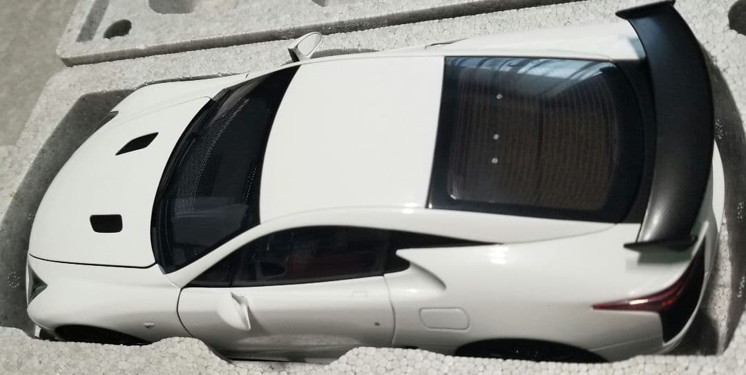 【新品未使用】1/18 オートアート レクサス LFA ニュルブルクリンクP