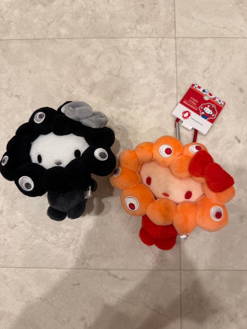 ミャクミャク　サンリオなりきり　推しカラー　黒ミャク　BCカラビナ　セット