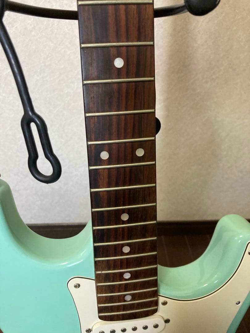 ミントグリーン エレキギター