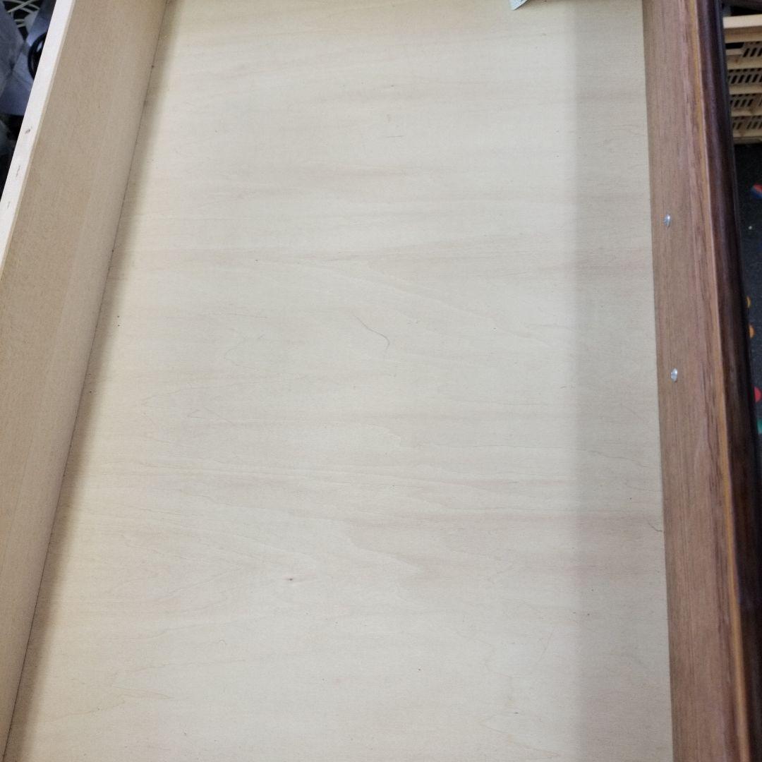 カリモク コロニアル サイドチェスト ４段収納