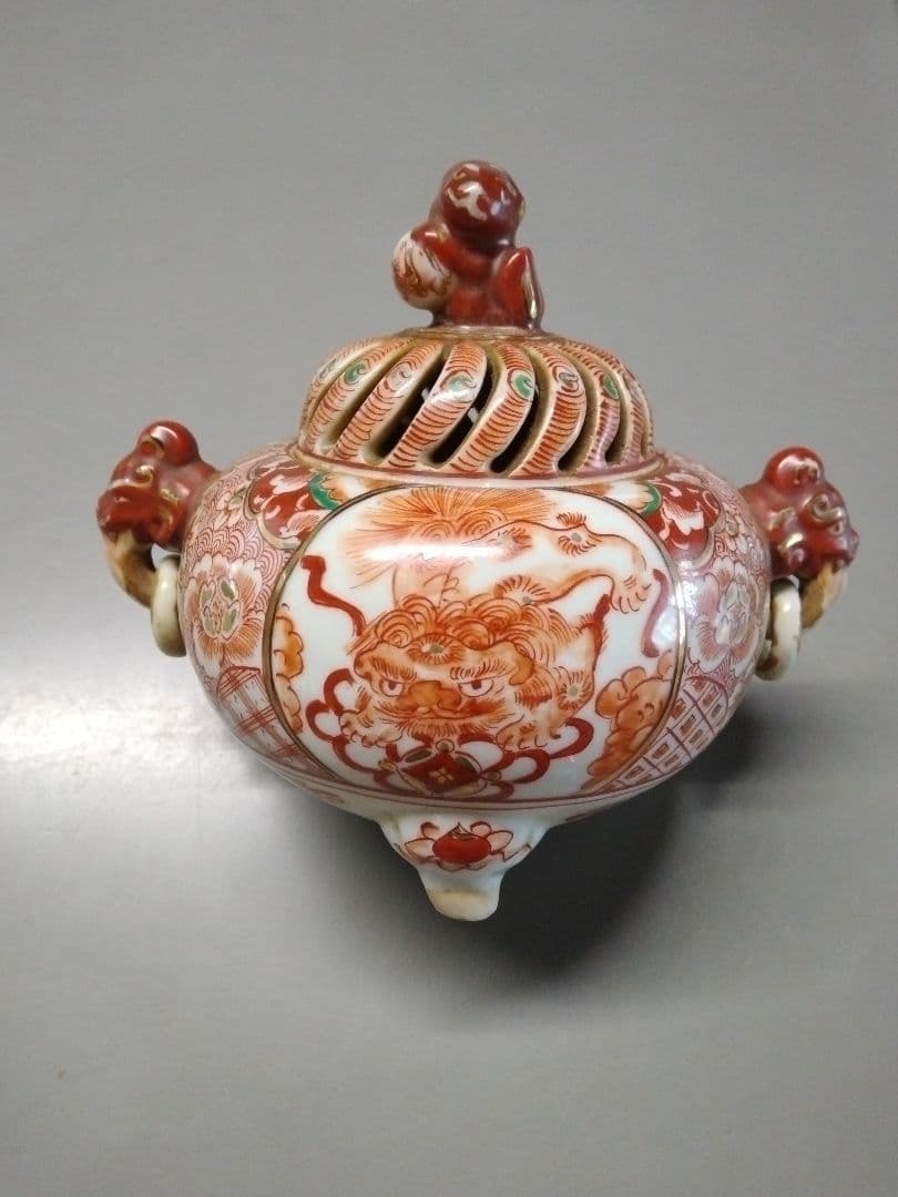 九谷焼 金彩獅子香炉