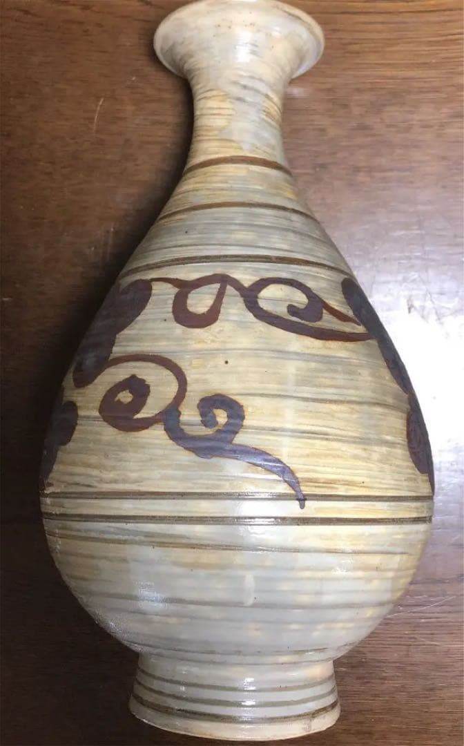 粉青沙器鉄絵唐草文瓶李朝写し