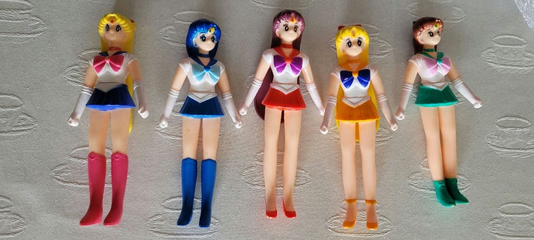 29日発送可能　セーラームーン　おもちゃ