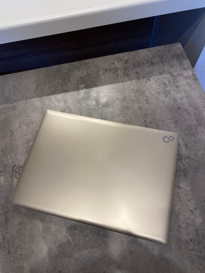 富士通 Lifebook MH最新モデル　顔認証