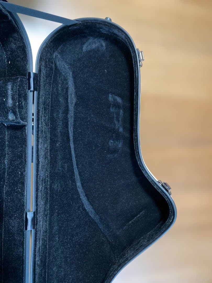 マルカート　テナーサックス　ケース　リュックタイプ　ポリカーボン製