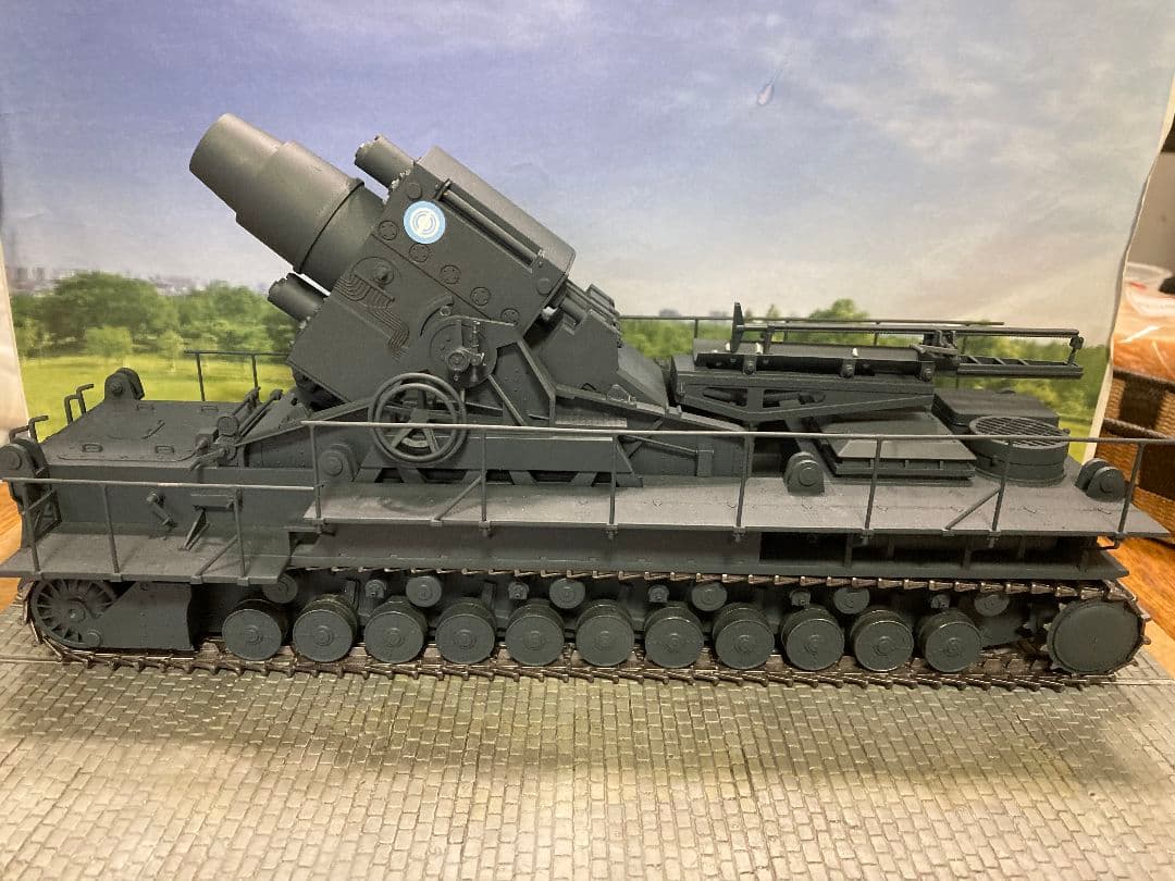 【塗装済完成品】1/35カール自走臼砲ガルパン大学選抜チーム風