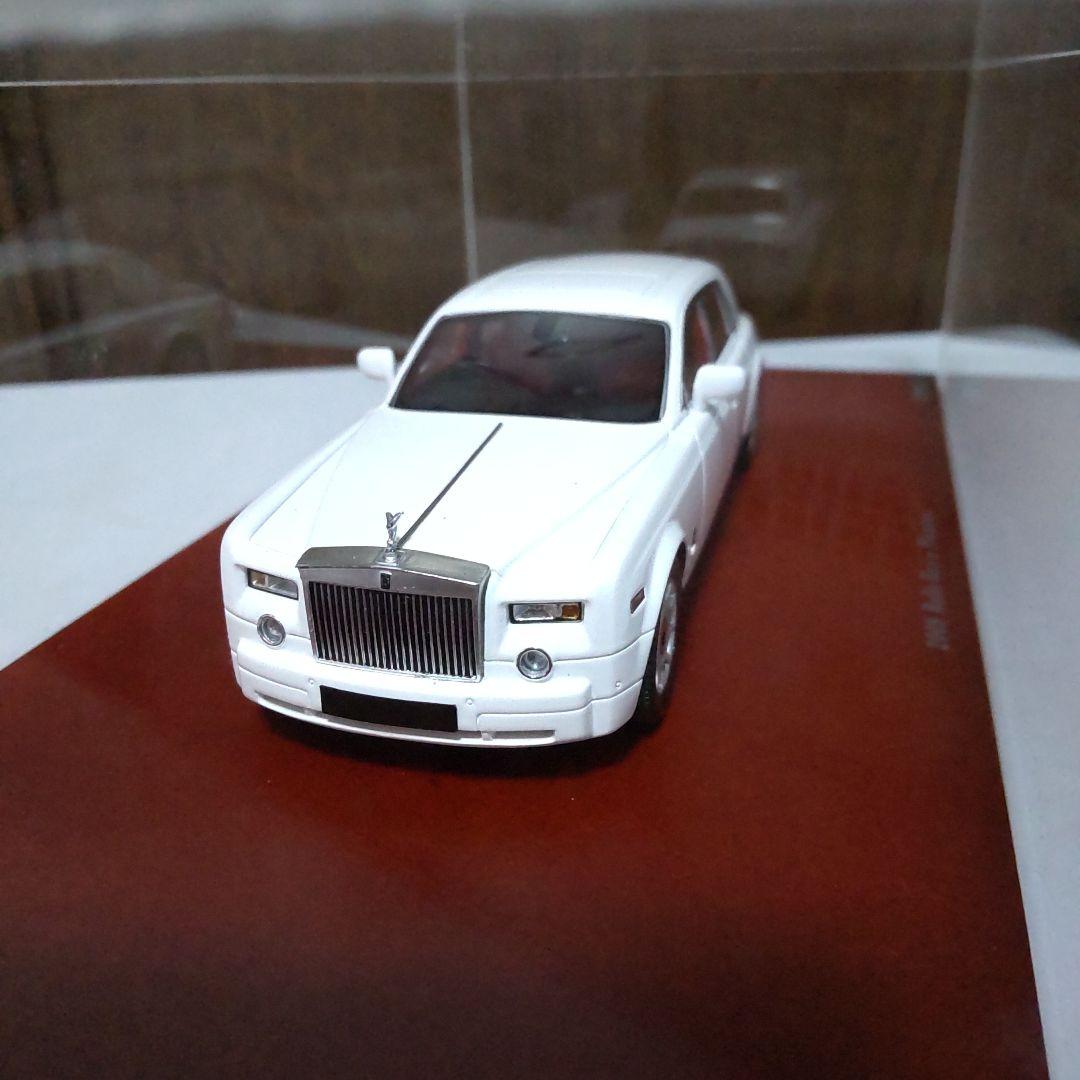 ロールスロイス ファントム 2009 イングリッシュホワイト 1/43 TSM